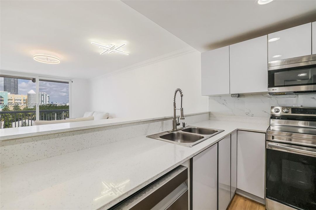 En Venta: $475,000 (1 camas, 1 baños, 659 Pies cuadrados)