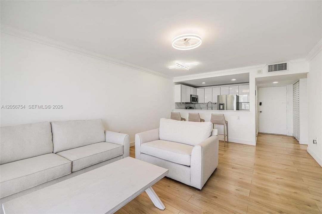 En Venta: $475,000 (1 camas, 1 baños, 659 Pies cuadrados)
