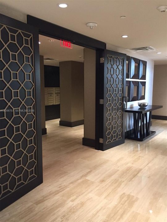 For Rent: $3,300 (2 beds, 2 baths, 1067 Square Feet)