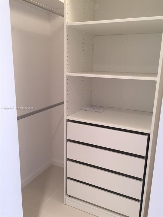 For Rent: $3,300 (2 beds, 2 baths, 1067 Square Feet)