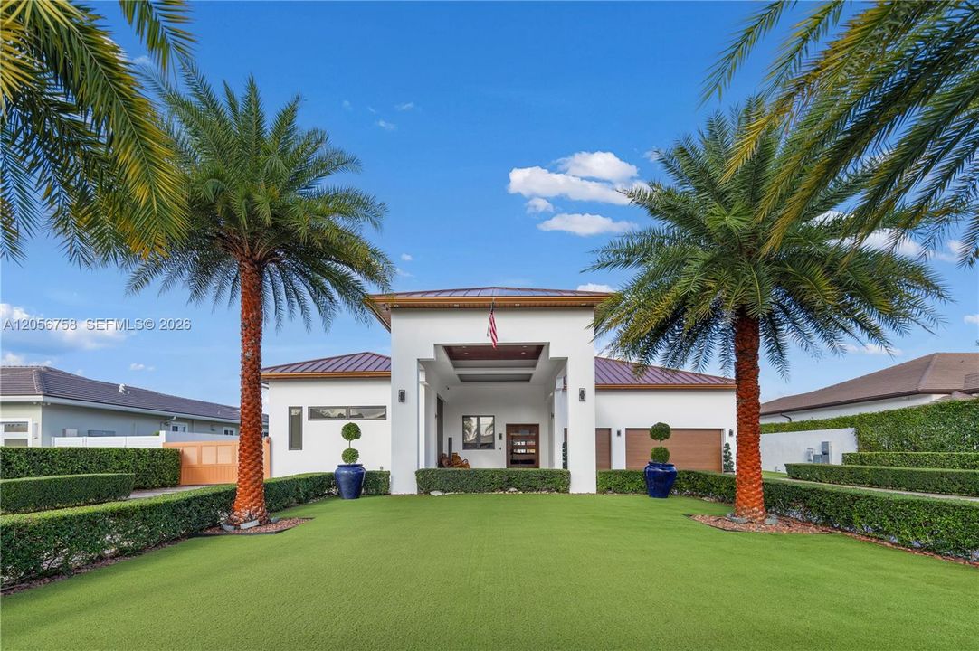 For Sale: $3,500,000 (4 beds, 5 baths, 3714 Square Feet)