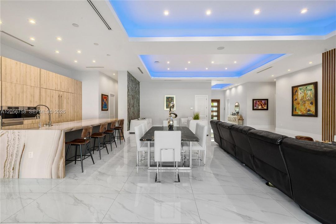 For Sale: $3,500,000 (4 beds, 5 baths, 3714 Square Feet)
