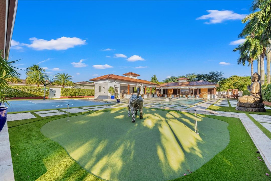 For Sale: $3,500,000 (4 beds, 5 baths, 3714 Square Feet)