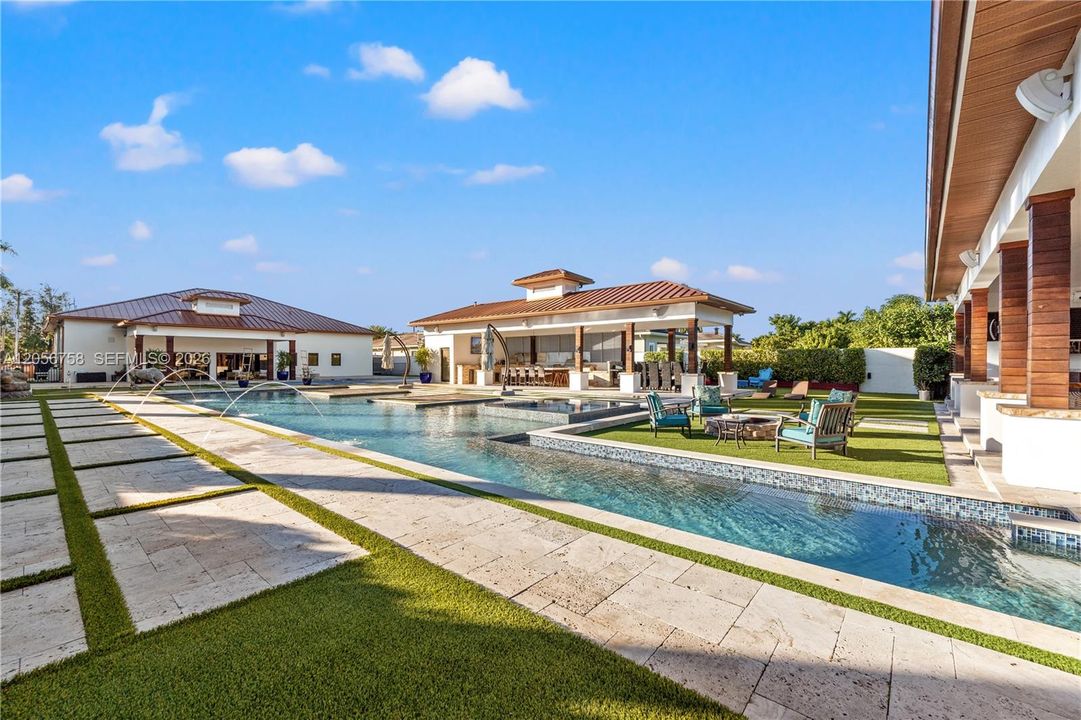 For Sale: $3,500,000 (4 beds, 5 baths, 3714 Square Feet)