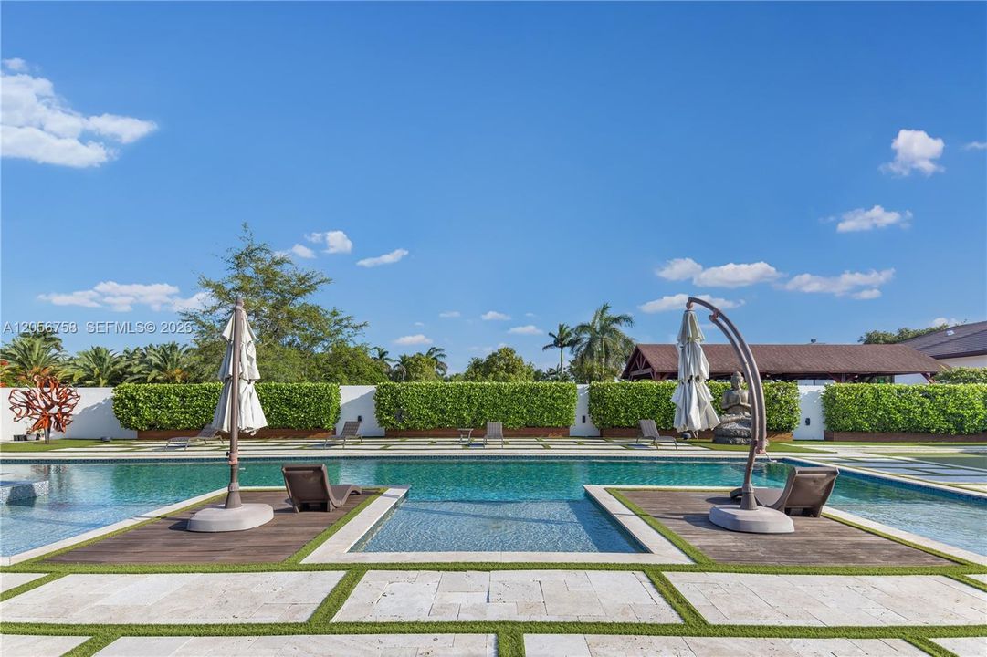 For Sale: $3,500,000 (4 beds, 5 baths, 3714 Square Feet)