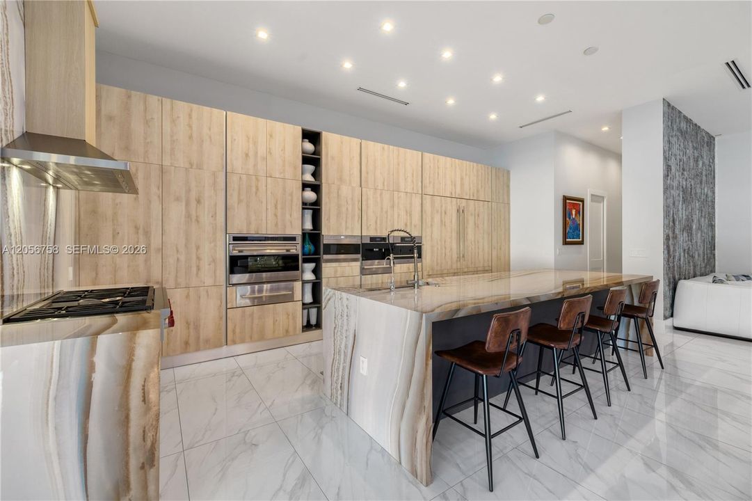 For Sale: $3,500,000 (4 beds, 5 baths, 3714 Square Feet)