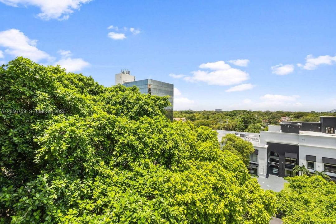 For Rent: $2,300 (1 beds, 1 baths, 695 Square Feet)