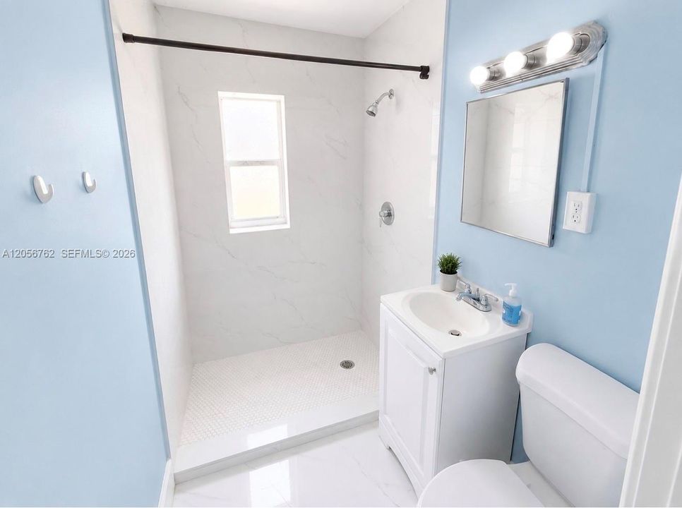 В аренду: $1,300 (1 спален, 1 ванн, 1396 Квадратных фут)