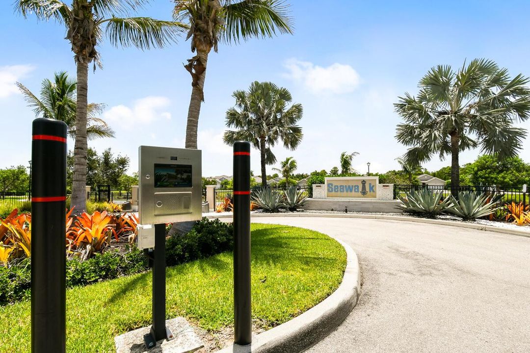 SeaWalk Gated Entry