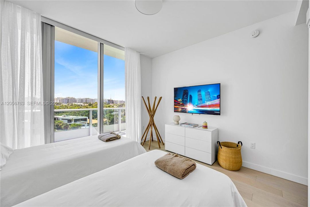 В аренду: $15,000 (3 спален, 3 ванн, 1558 Квадратных фут)