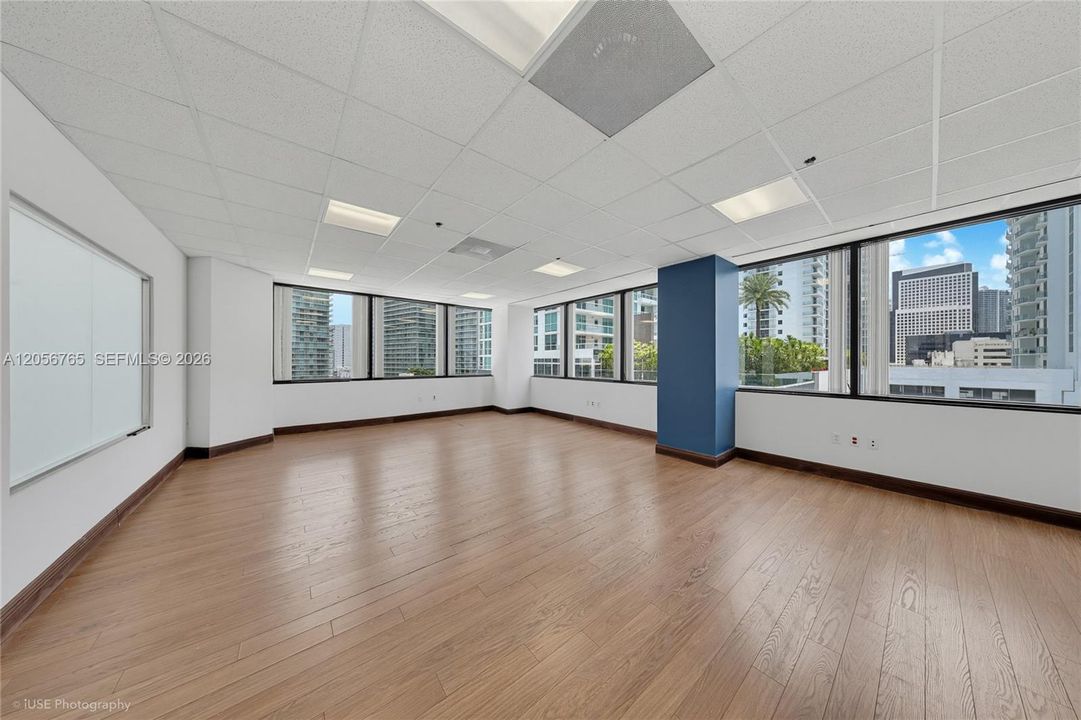 Primary Corner Office