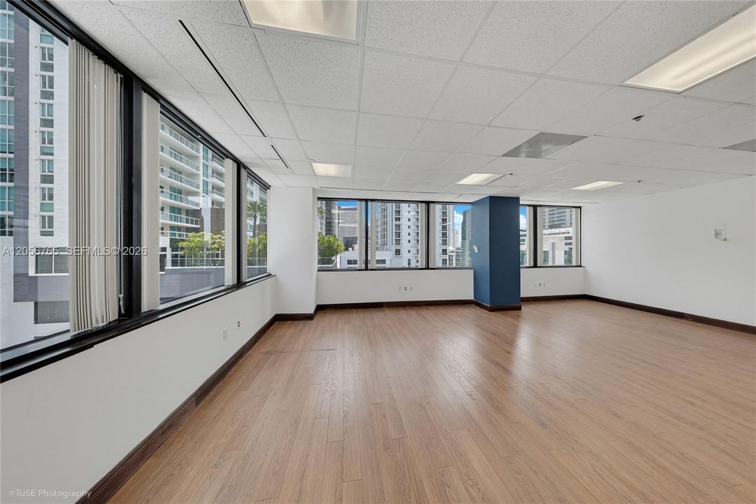 Primary Corner Office