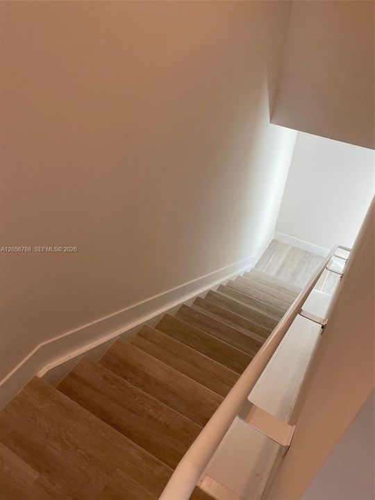 В аренду: $2,800 (2 спален, 2 ванн, 1392 Квадратных фут)