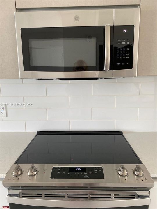 В аренду: $2,800 (2 спален, 2 ванн, 1392 Квадратных фут)