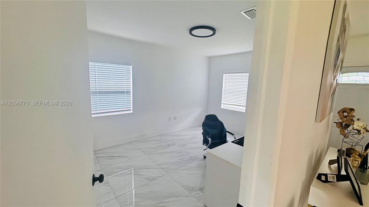 En Renta: $3,800 (3 camas, 2 baños, 1160 Pies cuadrados)