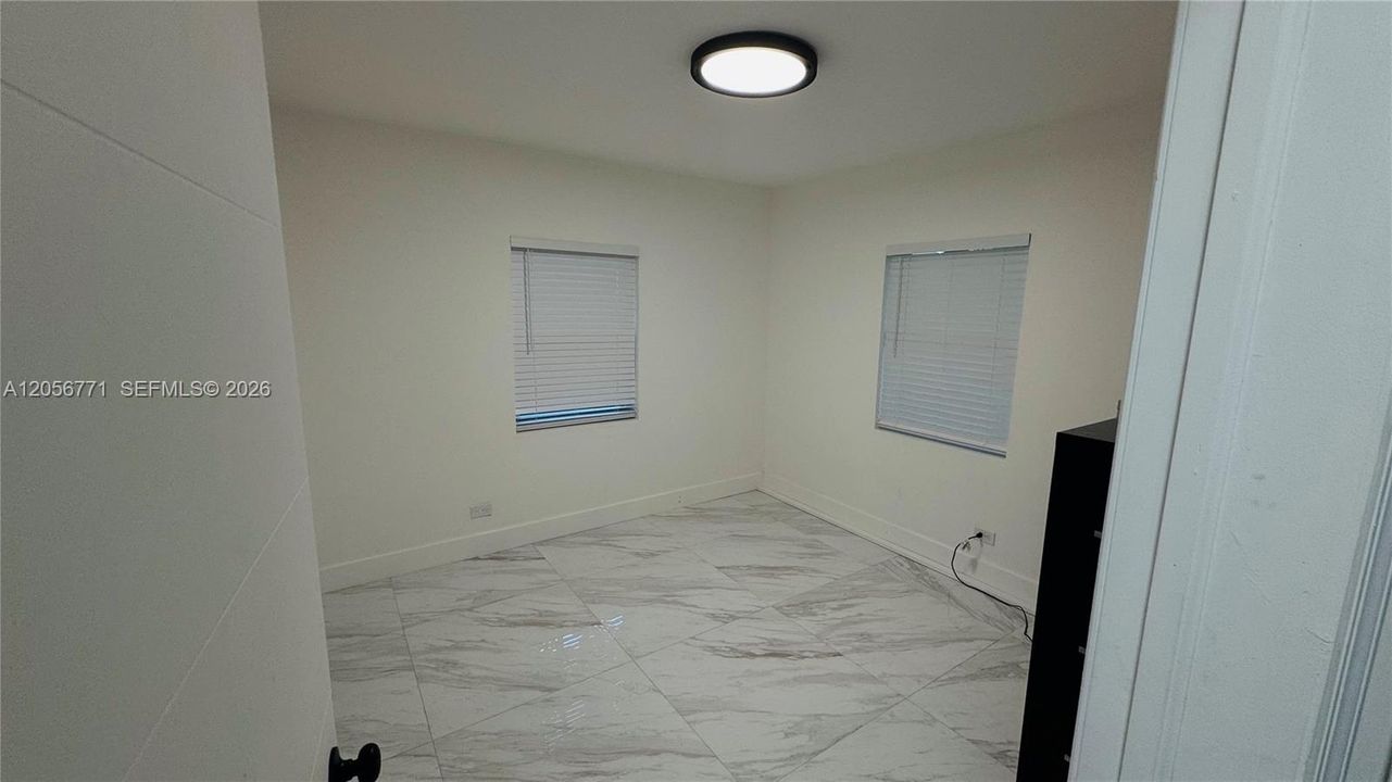 En Renta: $3,800 (3 camas, 2 baños, 1160 Pies cuadrados)