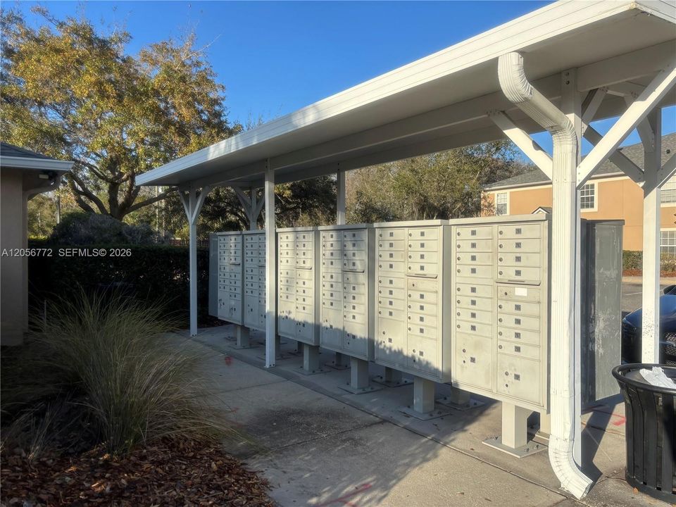 For Rent: $2,250 (3 beds, 2 baths, 1372 Square Feet)