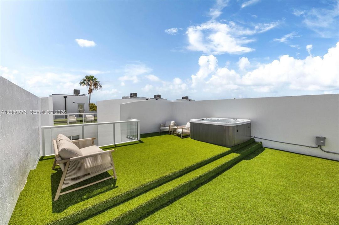 En Renta: $8,000 (3 camas, 4 baños, 26336 Pies cuadrados)