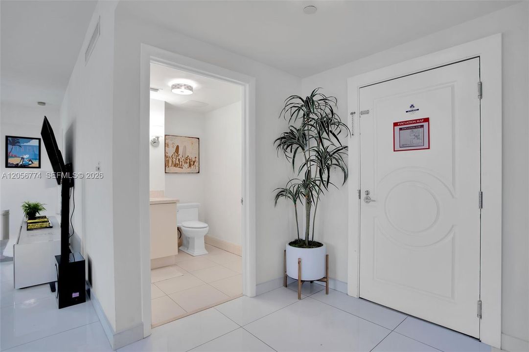 En Venta: $1,099,000 (2 camas, 2 baños, 1387 Pies cuadrados)
