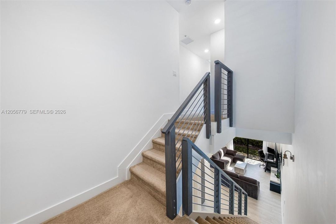 En Venta: $499,900 (3 camas, 2 baños, 1616 Pies cuadrados)