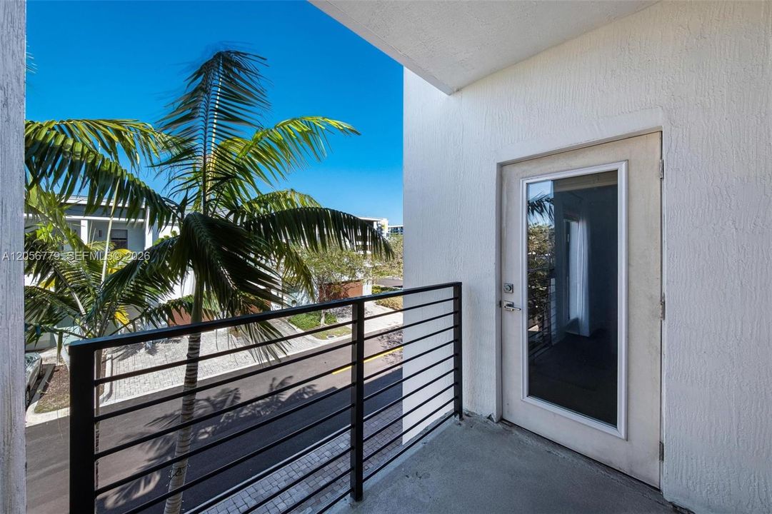 En Venta: $499,900 (3 camas, 2 baños, 1616 Pies cuadrados)