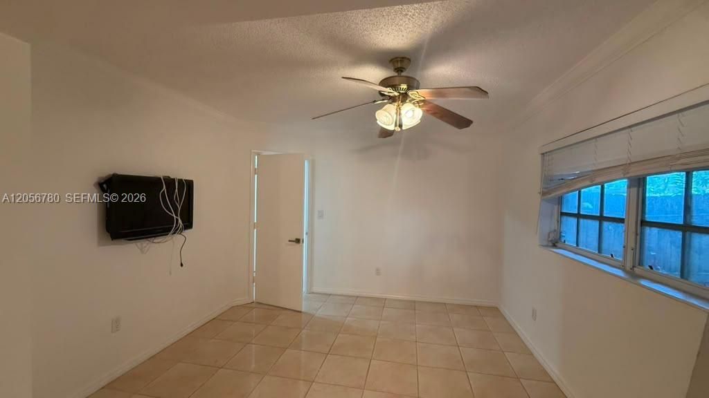 For Rent: $3,650 (3 beds, 2 baths, 1518 Square Feet)