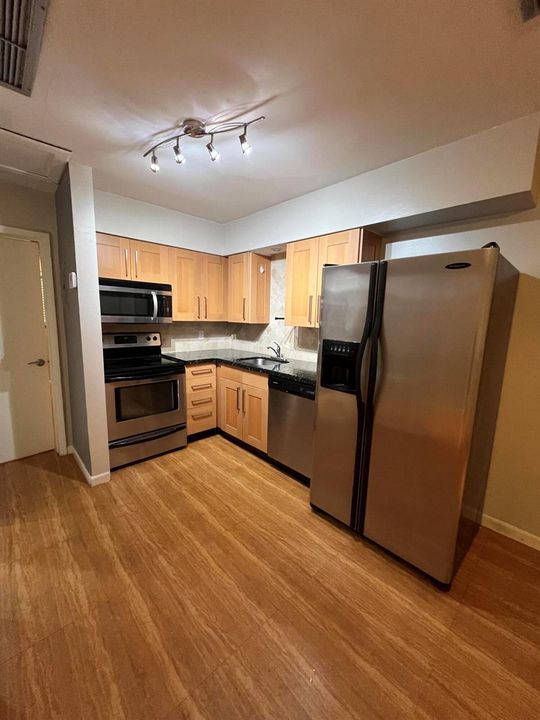 713 SE 18 St