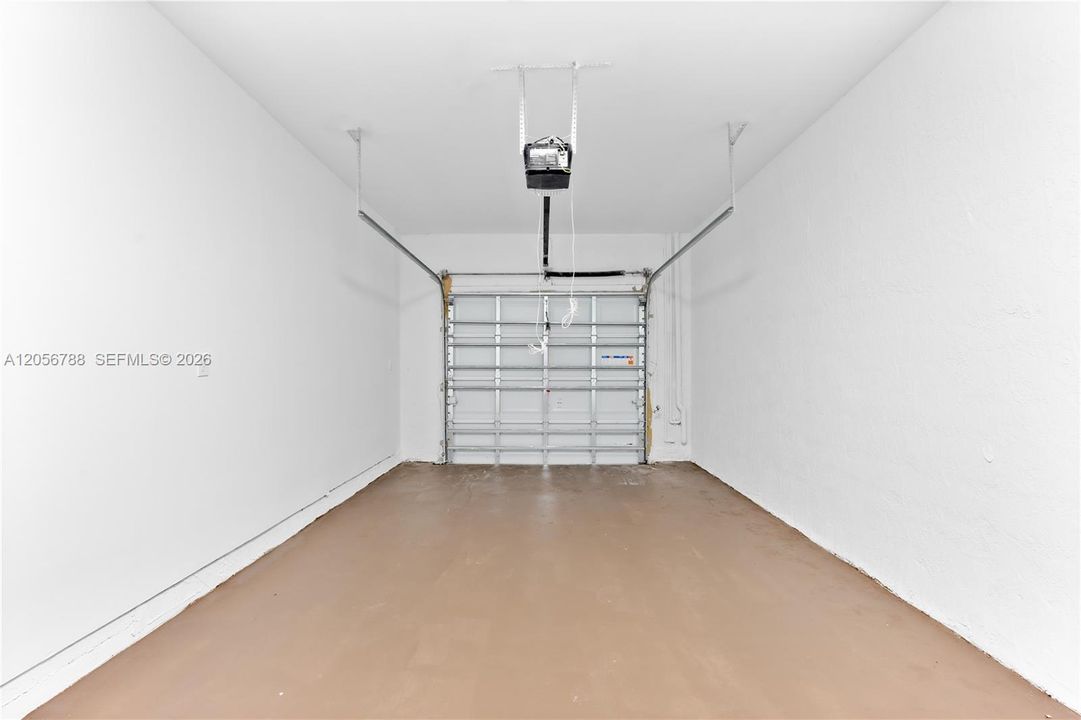 En Renta: $3,250 (3 camas, 3 baños, 1810 Pies cuadrados)