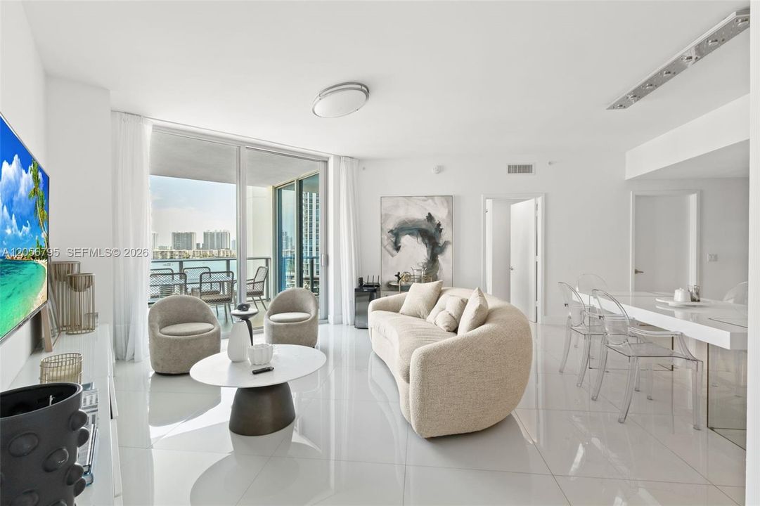 For Rent: $6,500 (2 beds, 2 baths, 1459 Square Feet)