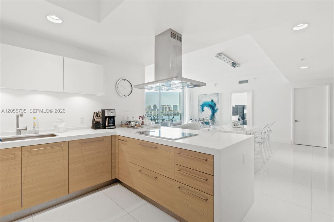 For Rent: $6,500 (2 beds, 2 baths, 1459 Square Feet)