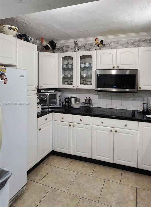 На продажу: $239,900 (1 спален, 1 ванн, 766 Квадратных фут)