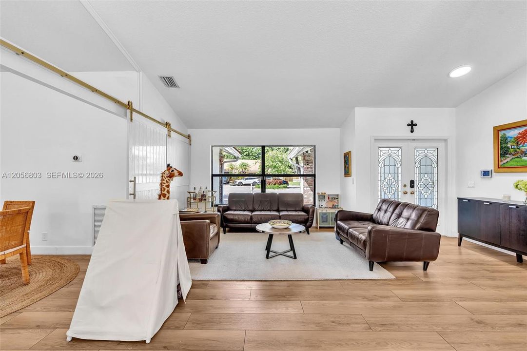 Active With Contract: $899,900 (4 beds, 2 baths, 2262 Square Feet)