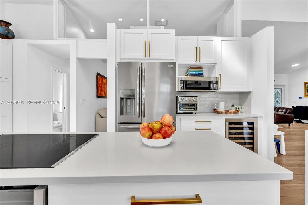 Active With Contract: $899,900 (4 beds, 2 baths, 2262 Square Feet)