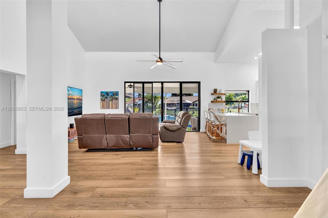 Active With Contract: $899,900 (4 beds, 2 baths, 2262 Square Feet)