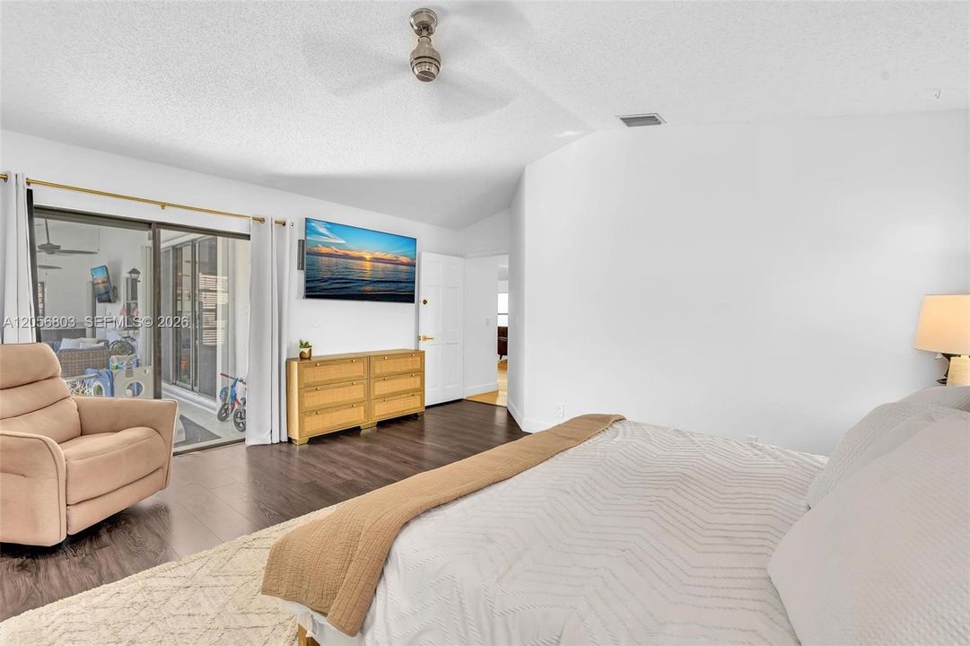 Active With Contract: $899,900 (4 beds, 2 baths, 2262 Square Feet)