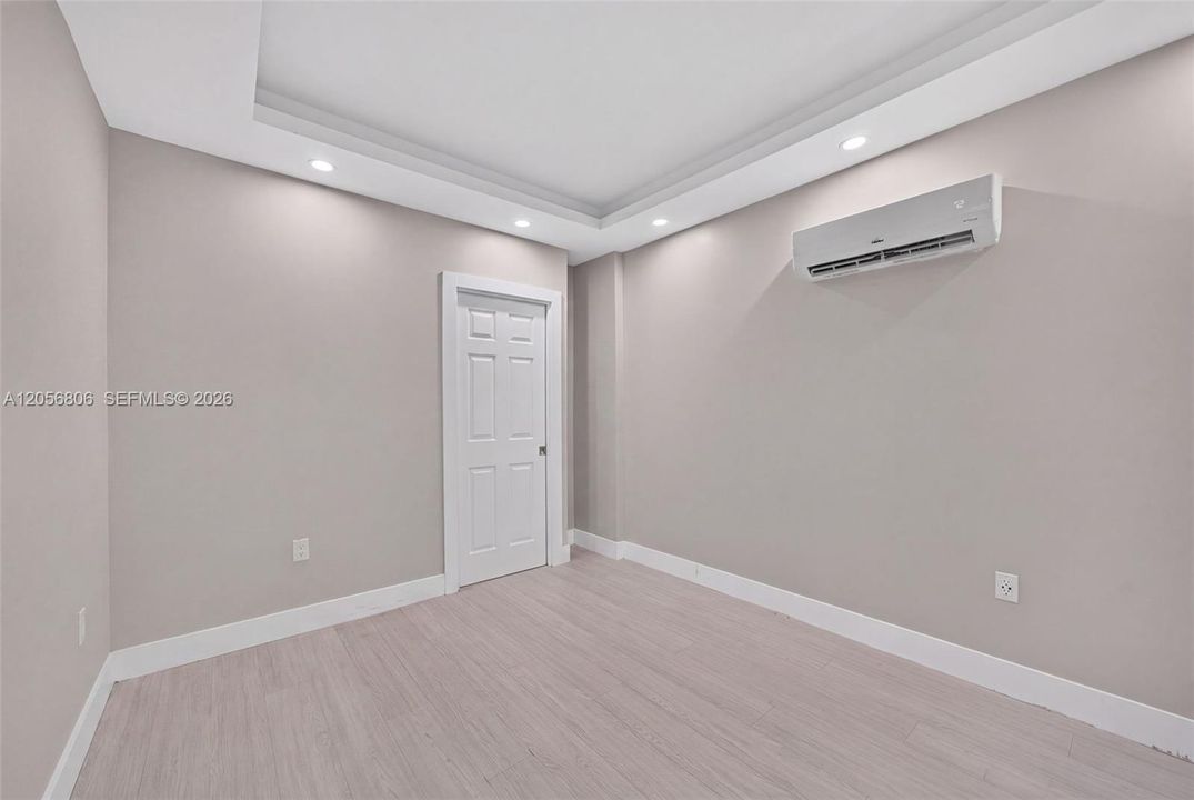 На продажу: $690,000 (4 спален, 2 ванн, 1765 Квадратных фут)