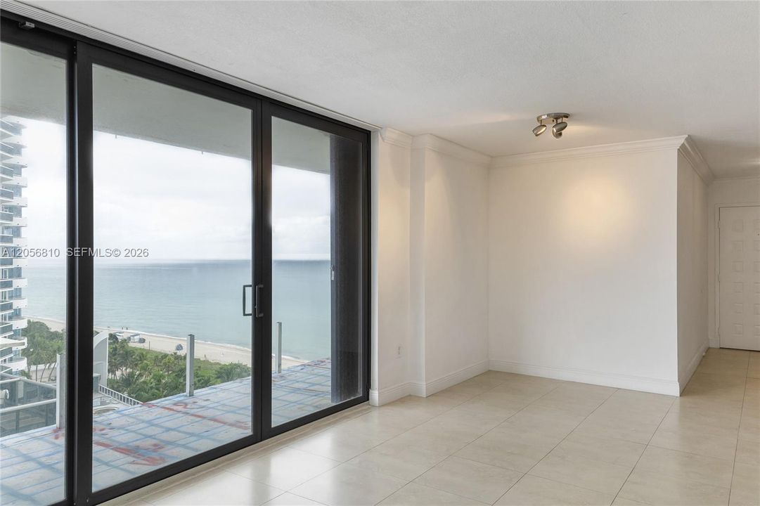В аренду: $3,800 (2 спален, 2 ванн, 1415 Квадратных фут)