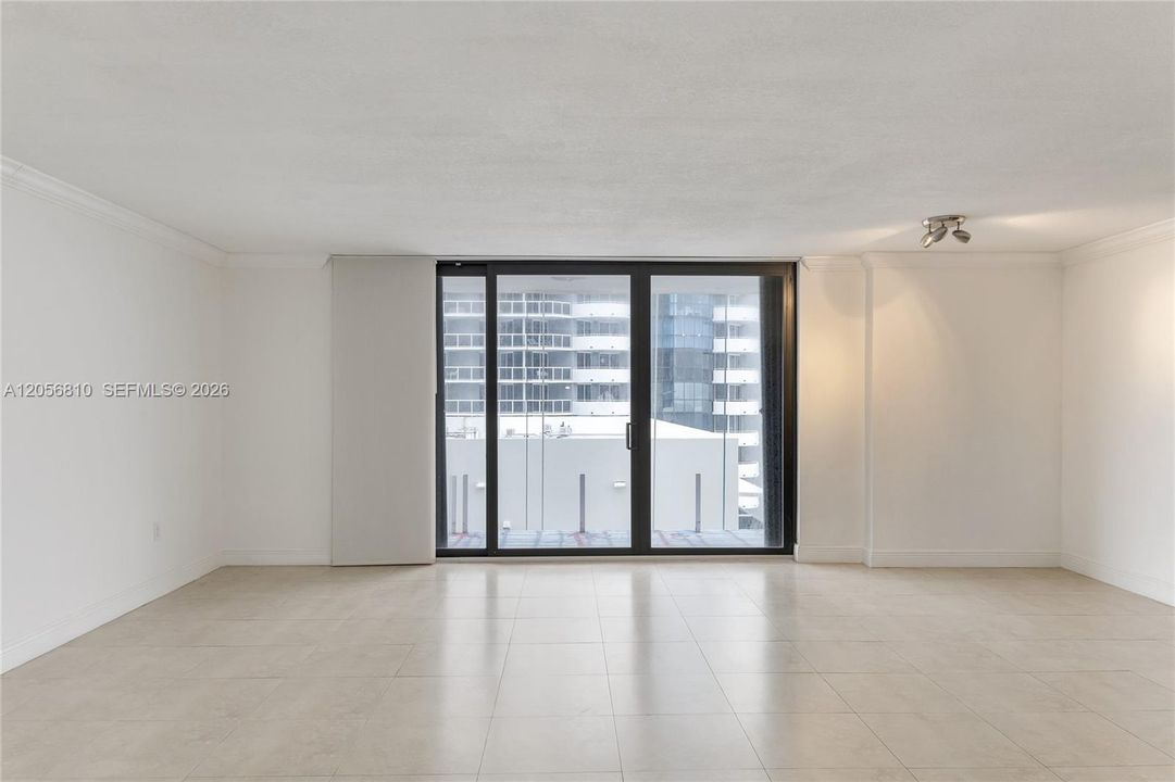 В аренду: $3,800 (2 спален, 2 ванн, 1415 Квадратных фут)