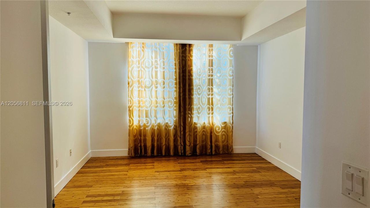 En Venta: $500,000 (2 camas, 2 baños, 1171 Pies cuadrados)
