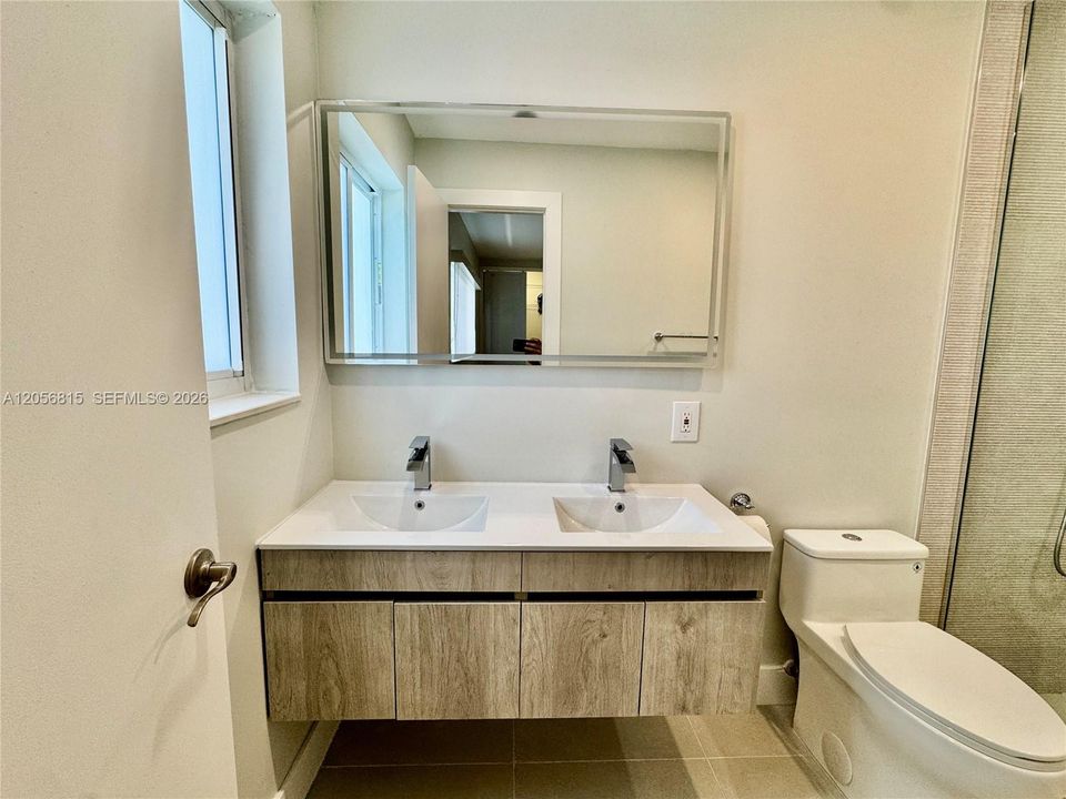 В аренду: $4,900 (3 спален, 2 ванн, 1632 Квадратных фут)
