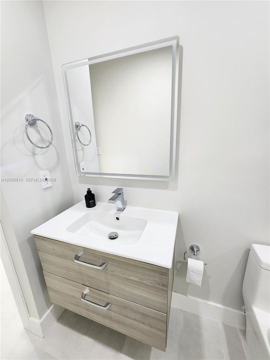 В аренду: $4,900 (3 спален, 2 ванн, 1632 Квадратных фут)