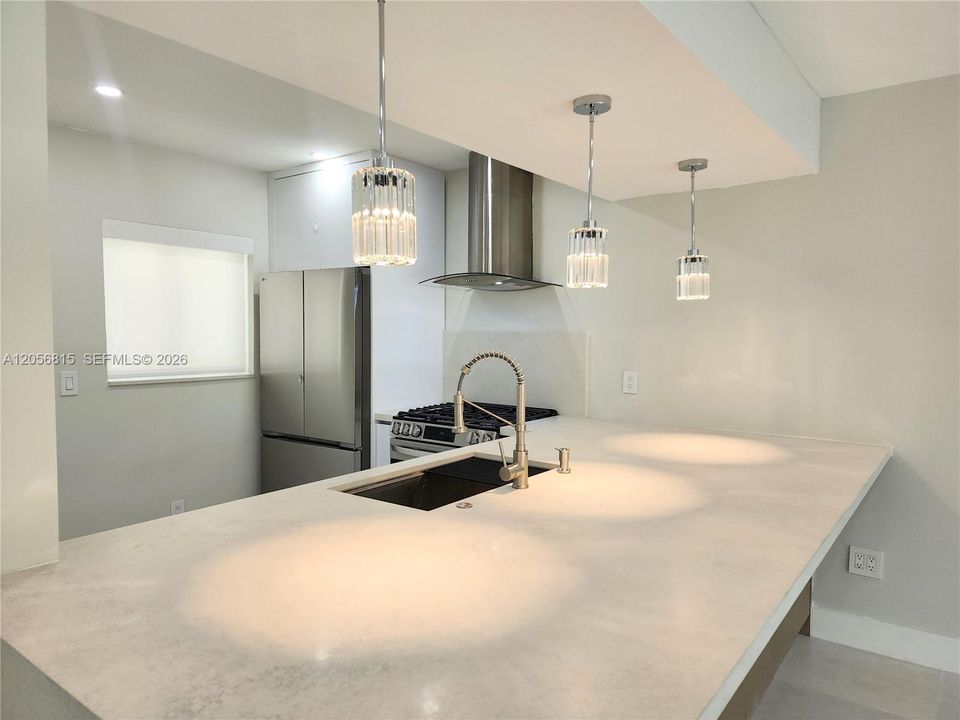 В аренду: $4,900 (3 спален, 2 ванн, 1632 Квадратных фут)