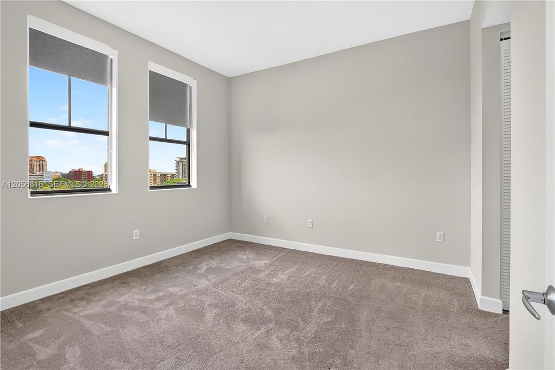 For Rent: $3,300 (1 beds, 1 baths, 781 Square Feet)