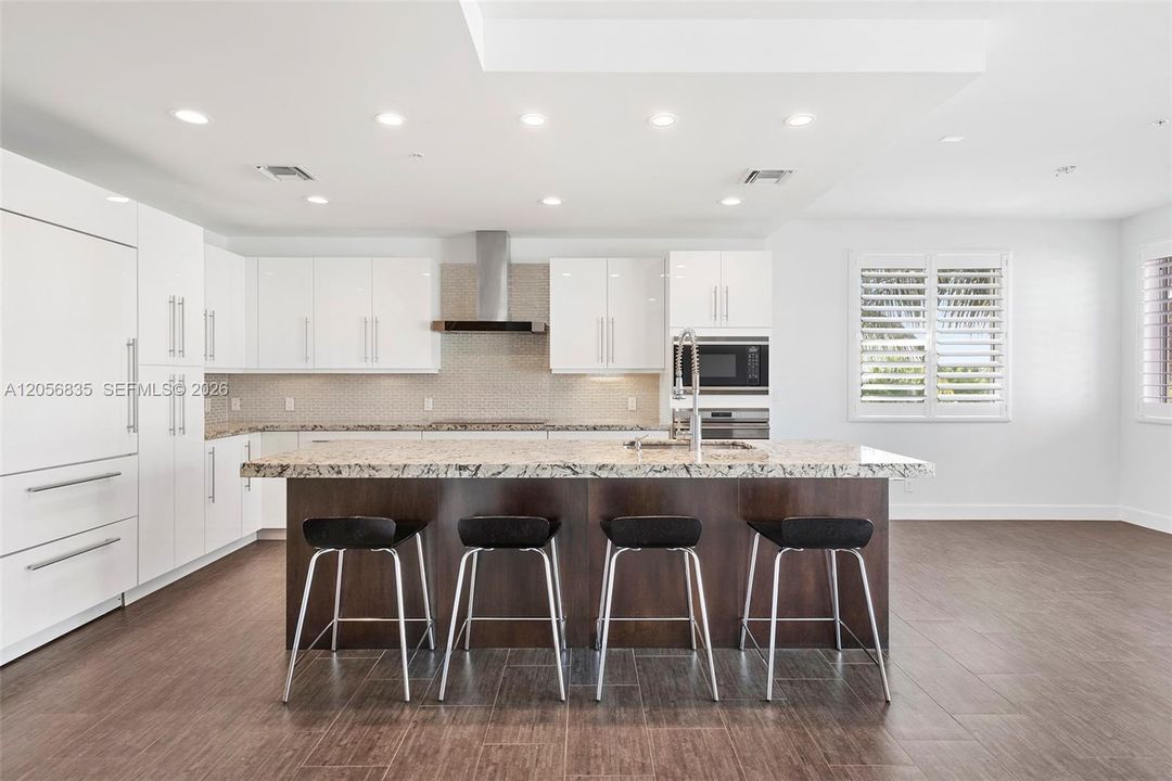 For Sale: $1,850,000 (4 beds, 4 baths, 3228 Square Feet)