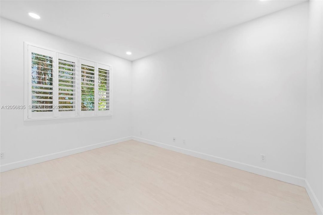 For Sale: $1,850,000 (4 beds, 4 baths, 3228 Square Feet)
