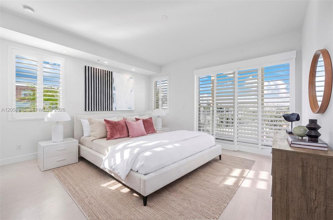 For Sale: $1,850,000 (4 beds, 4 baths, 3228 Square Feet)