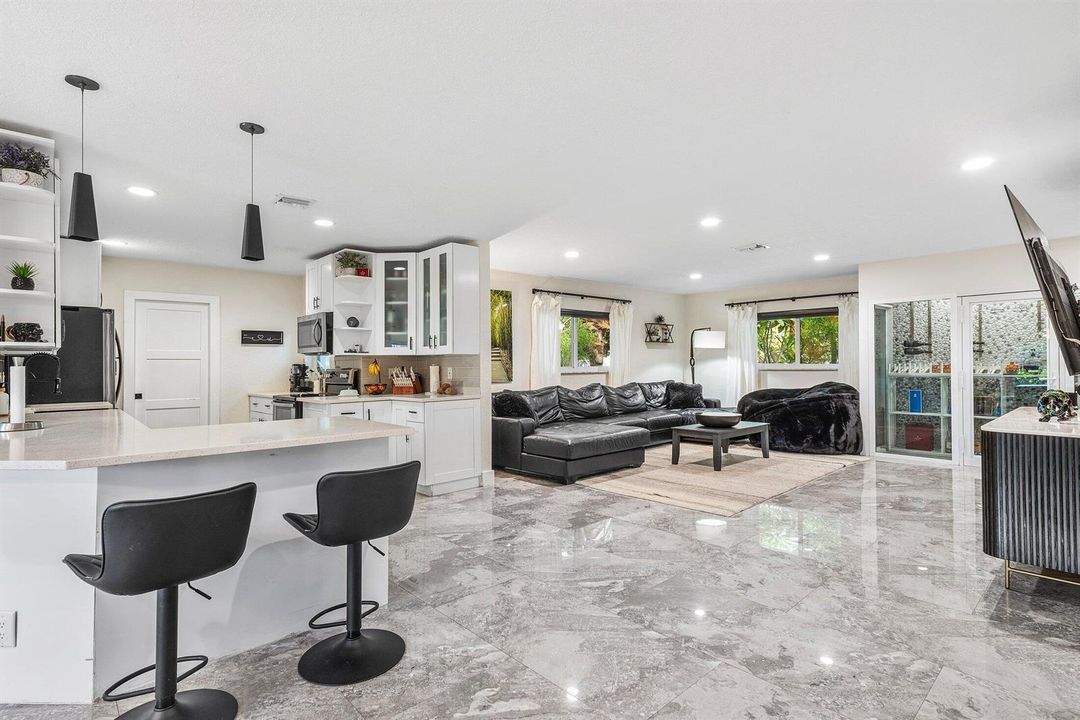 017-2200Southeast9thStreet-PompanoBeach-