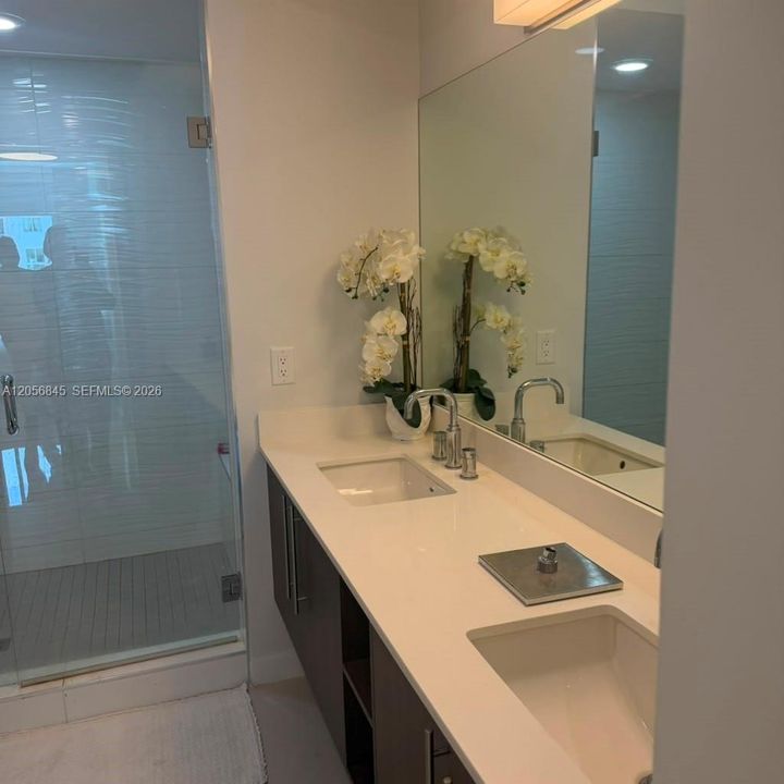 For Rent: $3,650 (2 beds, 2 baths, 1130 Square Feet)