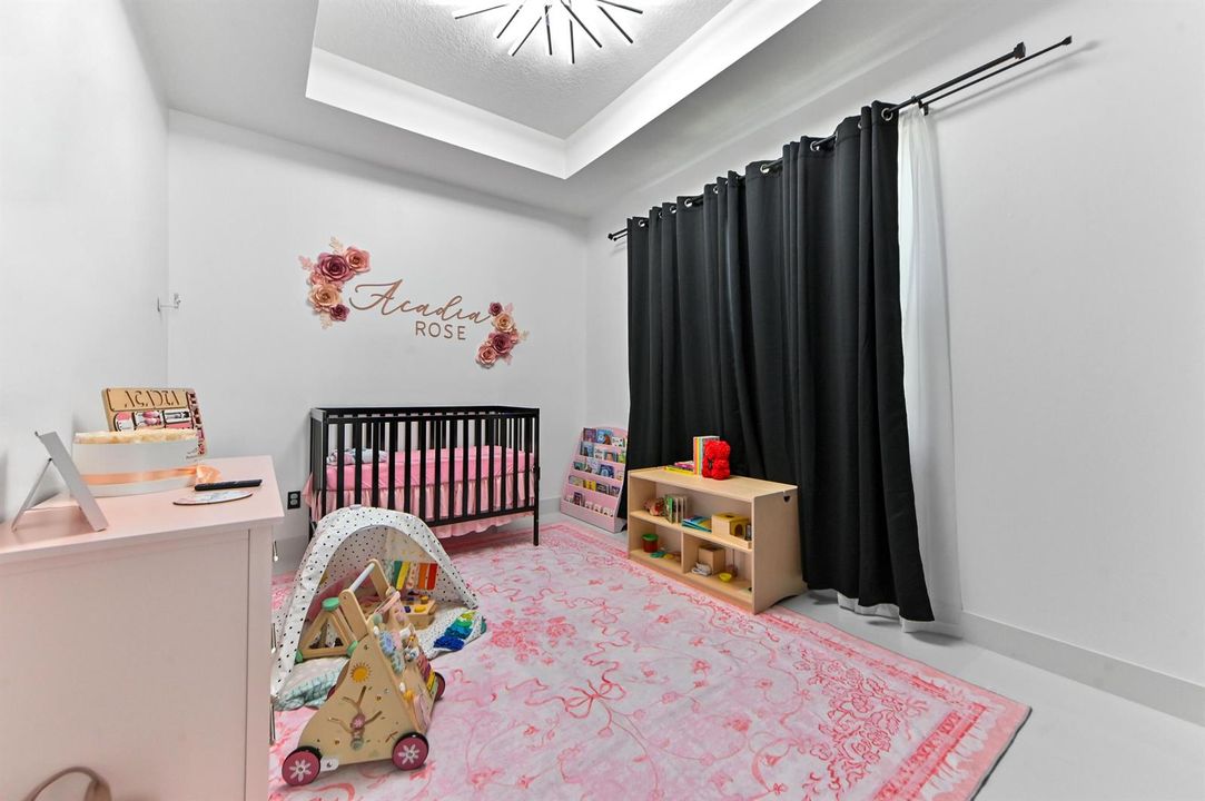 11 bedroom 01