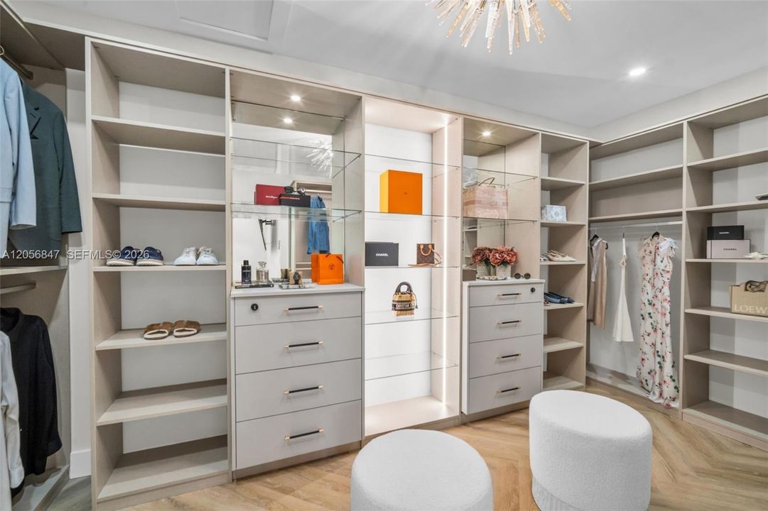 En Venta: $4,495,000 (6 camas, 5 baños, 0 Pies cuadrados)